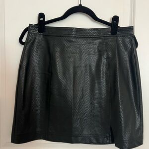 Pleather women’s skirt, size L